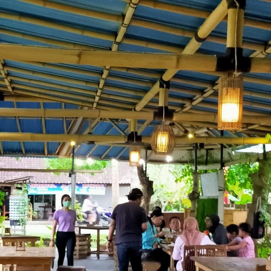 Warung Kemulan Blumbungan, Abiansemal