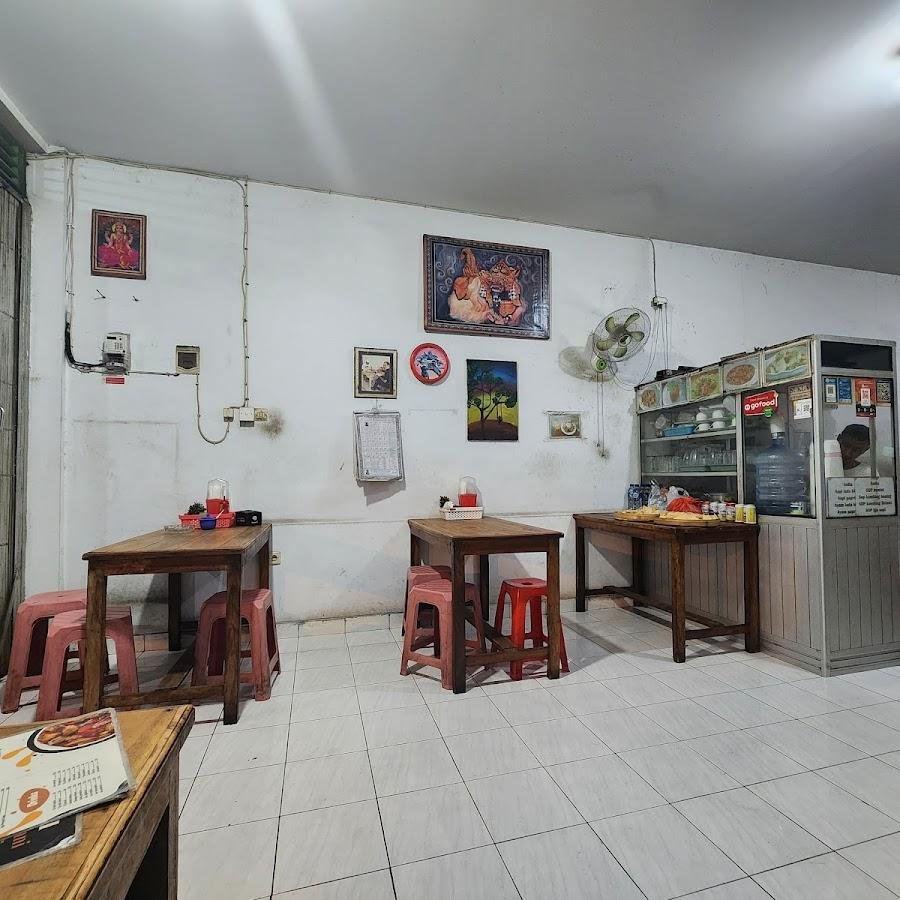 Warung Rani Chinesefood, Pendidikan