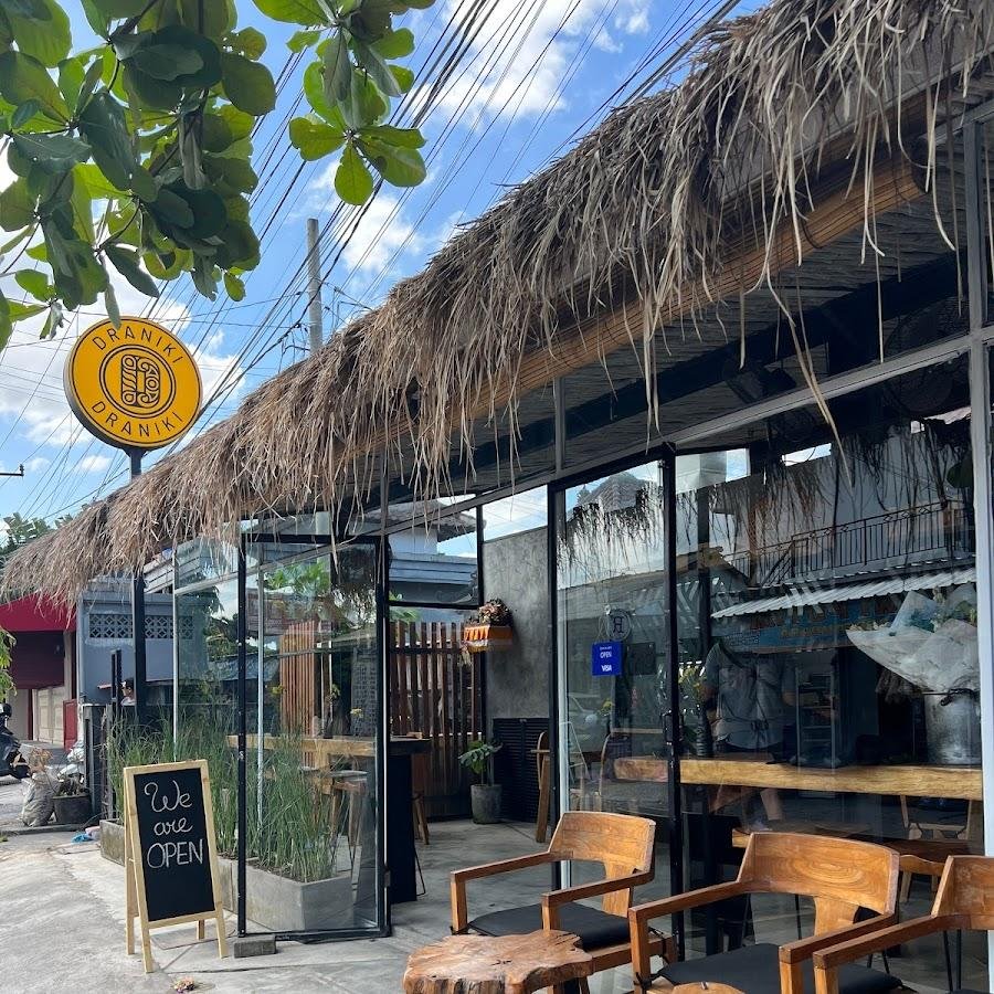 Draniki Restaurant (Hash Browns Theory), Pererenan