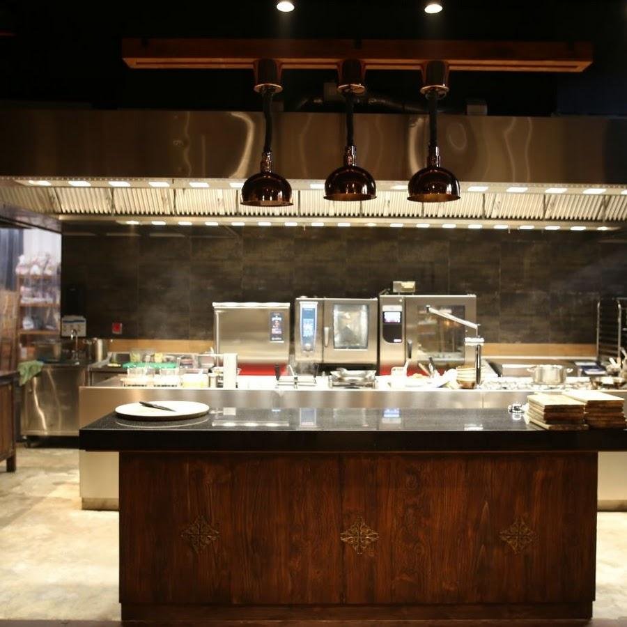 GOURMET GARAGE