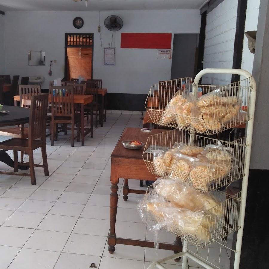 Warung Amla Pakerisan, Kecamatan Denpasar Selatan