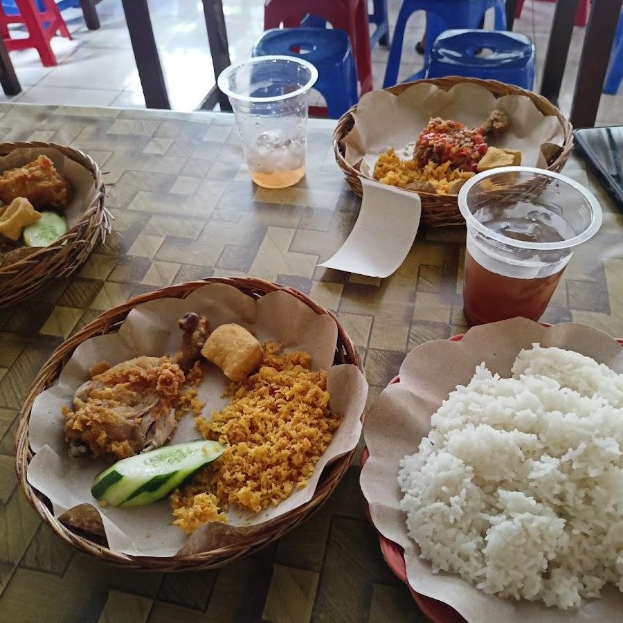 Ayam Kremes Panjer, Nuansa Utama