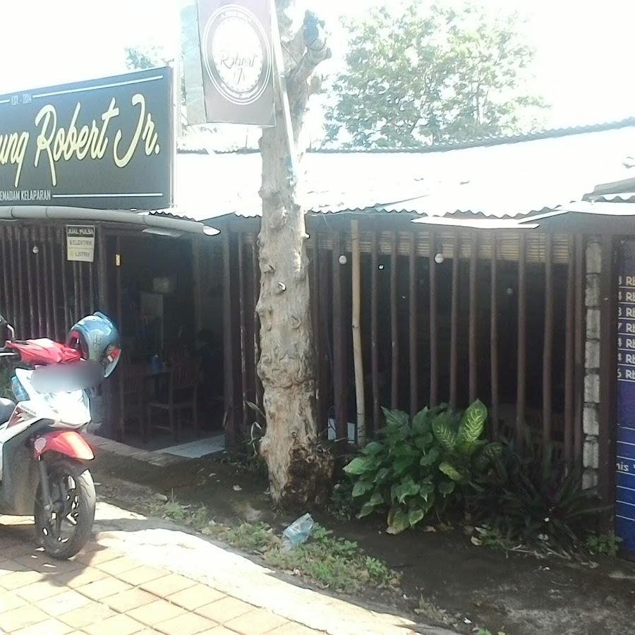 Warung Robert Jr, Jimbaran