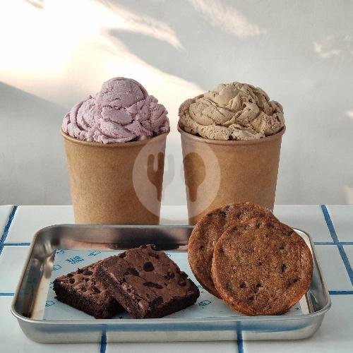 Double Pint Pack- Less Sugar, Natural Ingredients menu Frozt Bite Ice Cream, Canggu