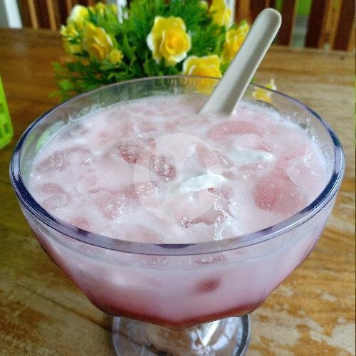 Es Kolak menu Warung Bu Raesa, Lebak Sari