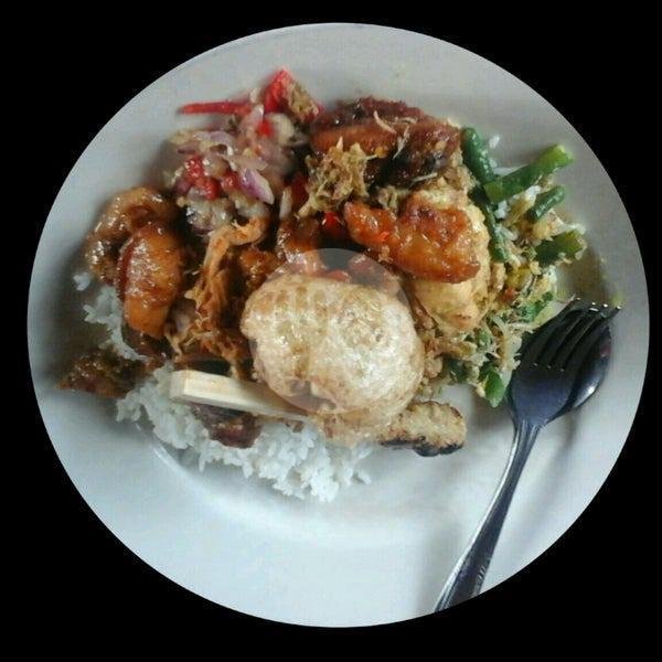 Nasi Campur Bali menu Warung Makan Simpati, WR Supratman