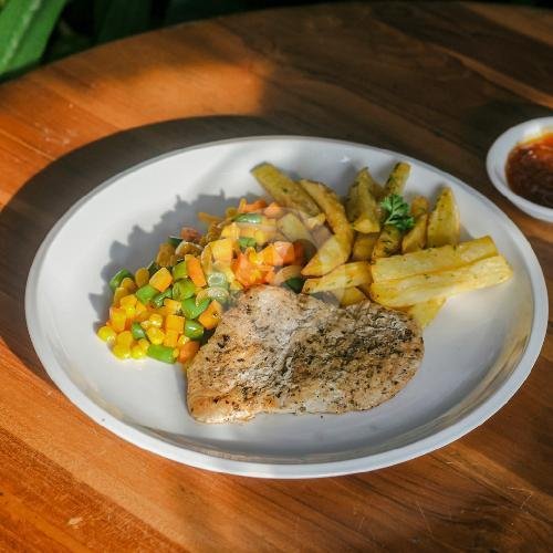 Grilled Chicken Breast menu Black Sands Coffee Bar, Sukawati