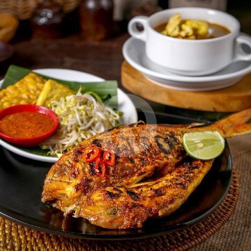 Paket Ikan Bakar menu Warung Be Pasih, Pemuda