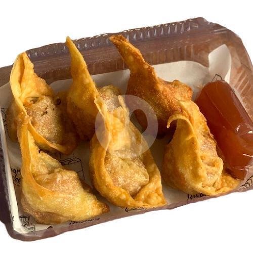 Pangsit Goreng menu Iswarikitchen Kesiman, WR Supratman