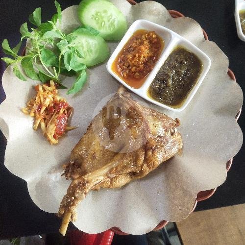 Bebek Goreng M menu Bebek Goreng Amanah Madura, Jl Gunung Rinjani Pertigaan