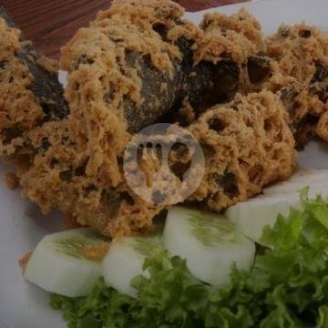 Delicious Indonesian Delights at Ayam Kremes Sambal Ijo and Ayam Goreng Sambal Matah Bu Imel