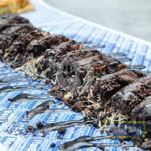 Roti Johns Bali: A Nostalgic Fast-Food Experience in Sri Dewi Food Centre