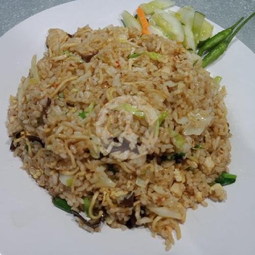 Nasi Goreng Mawut menu Wr. Sahabat Blitar, Denpasar