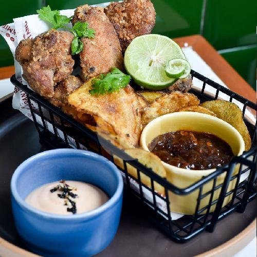 Chicken Wings menu Noodle Bar By Bakmie Rantang Ayam Rebus, Kerobokan Kelod