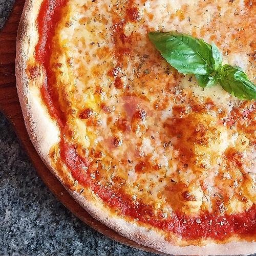 Classic Margherita Pizza menu Roman Pizza & Pasta, Canggu