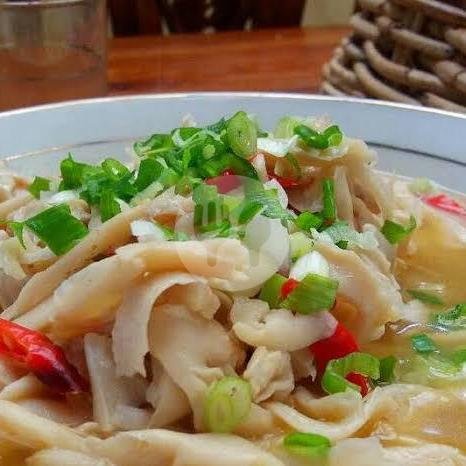 Cah Jamur menu Pondok Capcay Lukluk, Mengwi