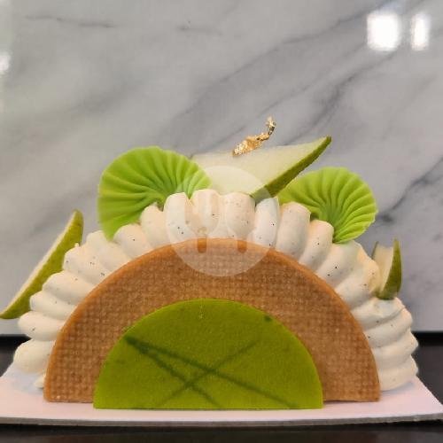Pear Japanese Fan menu KANVAZ PATISSERIE
