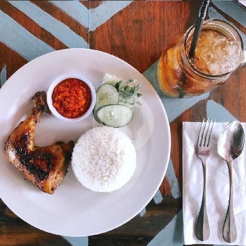 Paket Lalapan Bakar menu Warung Cenana