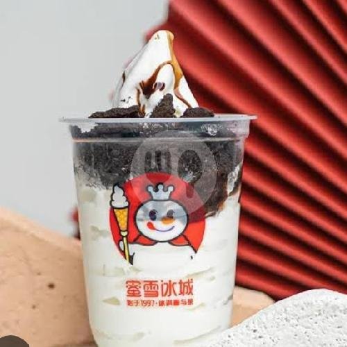 Chocolate Cookies (Oreo) Sundae menu Mixue Rembiga, Jl. Dr. Wahidin 11B
