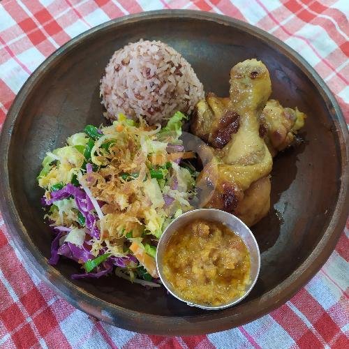 Roasted Chicken Legs Served with Urap Salad, Rice and Chilli Paste menu Warung Flamingo, Sanur