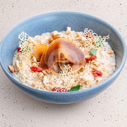 Pear Oatmeal Porridge menu Rojima Coffee, Kuta