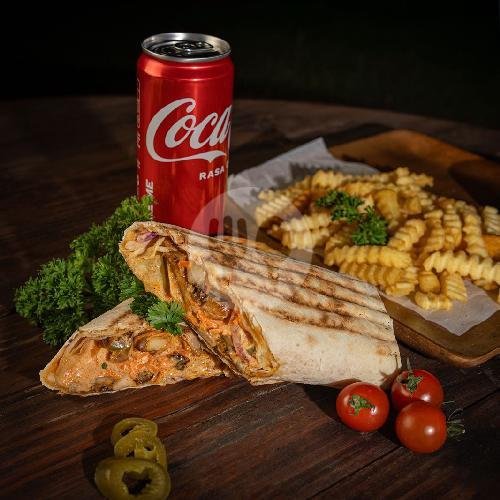 COMBO Kebab XL + Snack + Drink menu Kebab Lab (Shawarma), Jimbaran