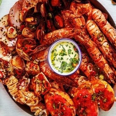 Mixed Grilled seafoods paket menu Aksata Bar, Canggu