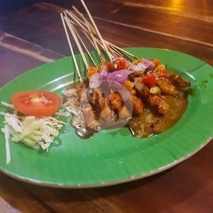 Sate Ayam menu Warungmu Sate Kambing Asli Solo, Tangkuban Perahu