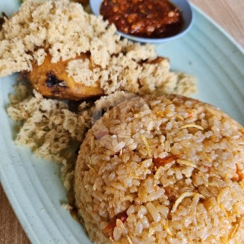 Ayam Tulang Lunak Pilihan + Nasi Sambal menu Ayam Tulang Lunak Bu Lik, Imam Bonjol