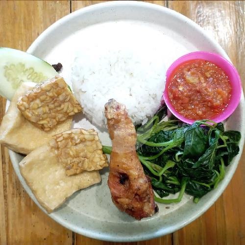 Nasi Tempong Ayam menu Warung Bebek Raja (Ramai Jaya), Siligita
