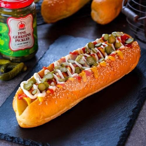 JUMBO RUSSIAN HOTDOG menu Suka Hotdogs Canggu, Jl. Batu Bolong, Canggu