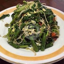 Warung Mertanadi: A Hidden Gem for Authentic Balinese Cuisine in Denpasar