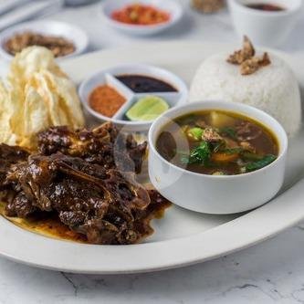 Buntut Bakar Sapi menu Goemerot, Jimbaran