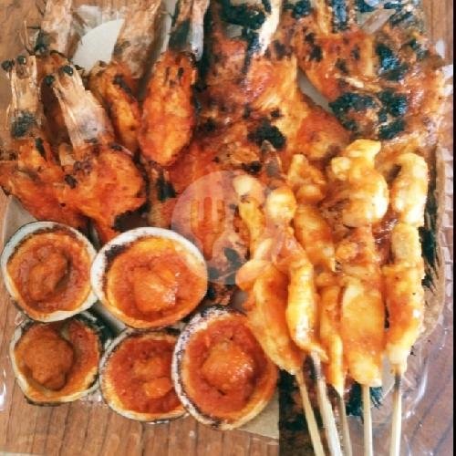 PAKET SEAFOOD FAMILY menu IKAN BAKAR JIMBARAN Pak Lengar, Kuta