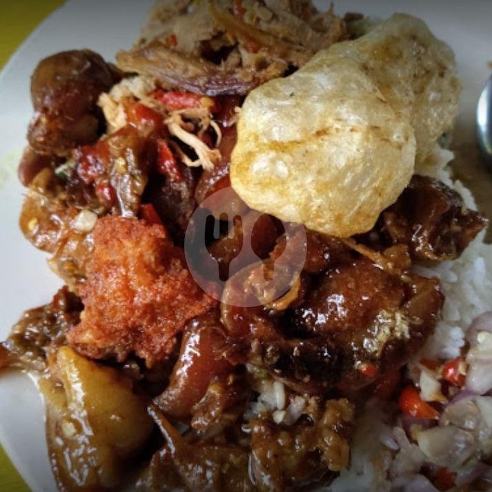 Nasi Babi Bali menu Warung Makan Simpati, WR Supratman