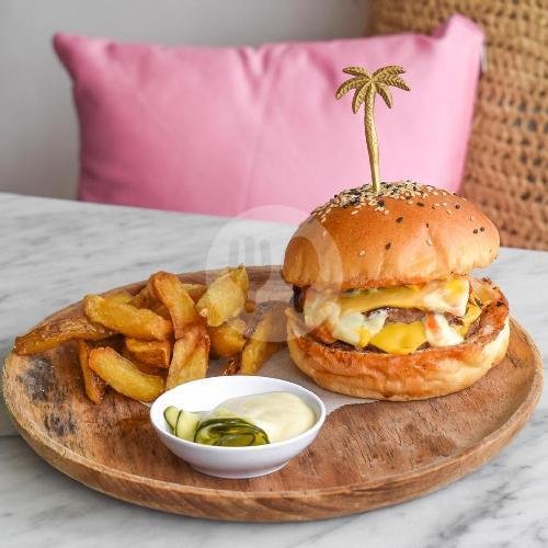 Double Royal W Cheese menu Coffee Cartel (Coffee And Bakery), Seminyak