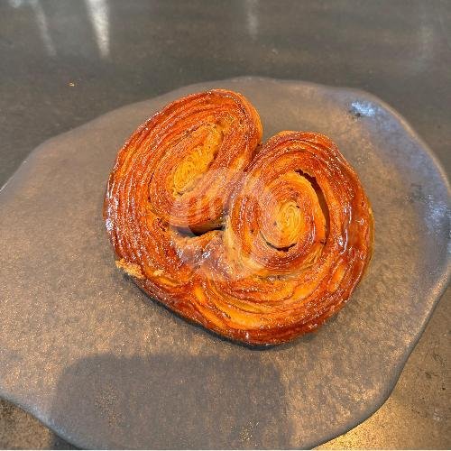 Kouign Aman menu KANVAZ PATISSERIE