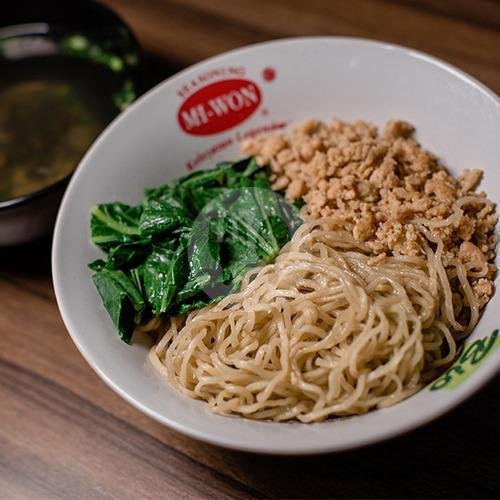 Mie Ayam menu Mie Bandung, Sesetan