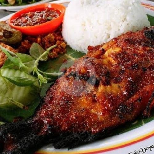 Paket Nila Bakar menu Ayam Penyet Surabaya, Kuta Raya