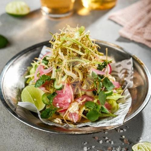 Tuna Tostada menu Jalapeno, Sanur