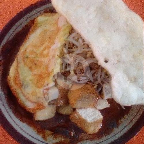 Tahu Telor Sayur menu Tipat Tahu Grenceng, Sutomo