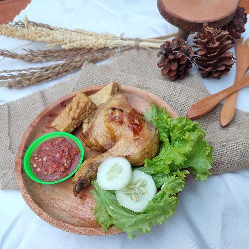 Ayam Goreng Lalapan Tanpa Nasi menu Ayam Bakar Tiga Putra, Pemecutan