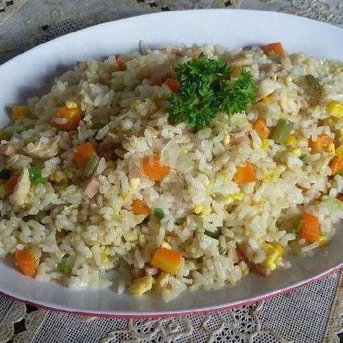 Nasi Goreng Hongkong menu Wr Gundul, Gajah Mada