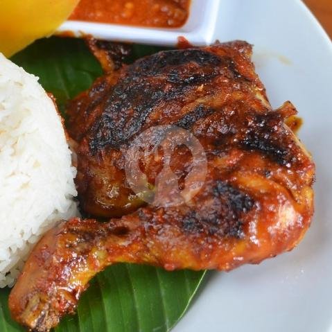 Ayam Panggang menu Warung Ulam Ulam, Sukawati