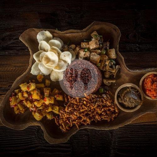 Nasi Campur menu Ithaka Warung, Pantai Batu Bolong