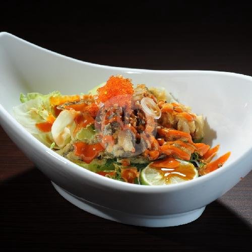 Salmon Skin Salad menu Shijima Restaurant, Mataram