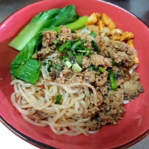 Karet Pork menu Bakmie Kukuh, Sunset Road