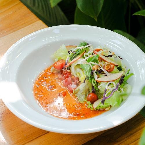 Seafood Salad Sambak Rujak menu Black Sands Coffee Bar, Sukawati