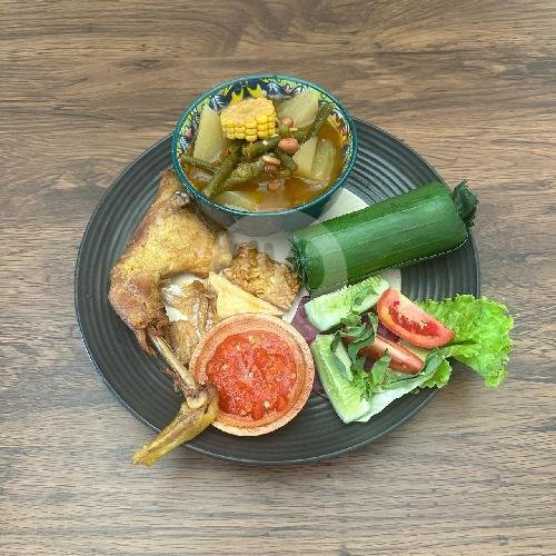 Nasi Timbel Ayam Kampung Paha menu Ayam Goreng Kampung, Gatsu Barat