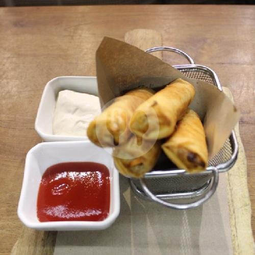 Spring Roll menu Italian Job Restaurant, Seminyak